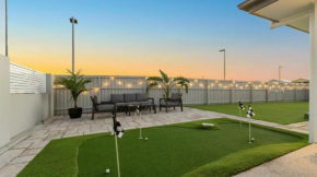 Putt Putt - Pool Slide - 100m to Beach - Ultimate Family Entertainer